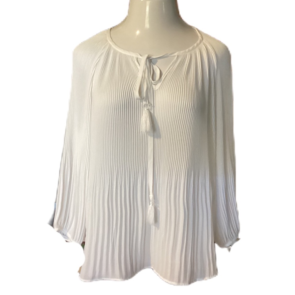 hester & orchard pleated top. XL